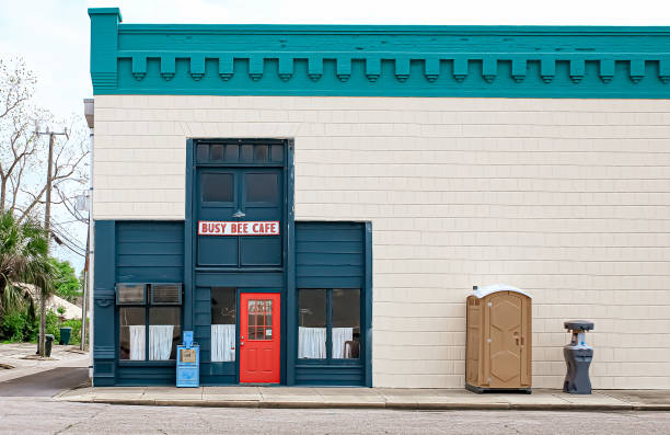 Best Affordable portable toilet rental  in Belton, MO